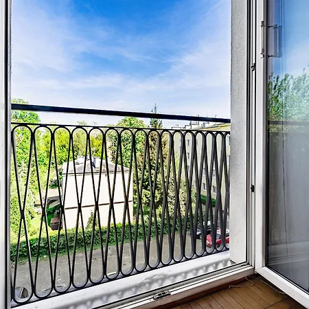 Inside Wola & Business * ורשה