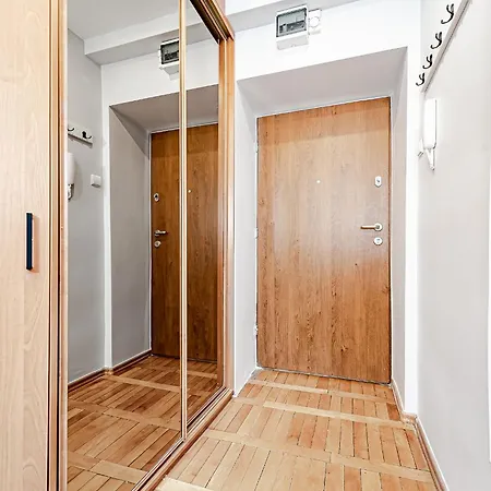 Inside Wola & Business *