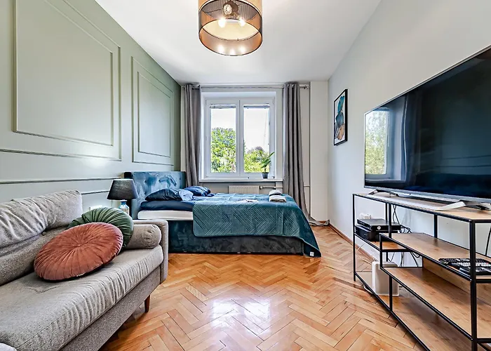 Inside Wola & Business Warschau