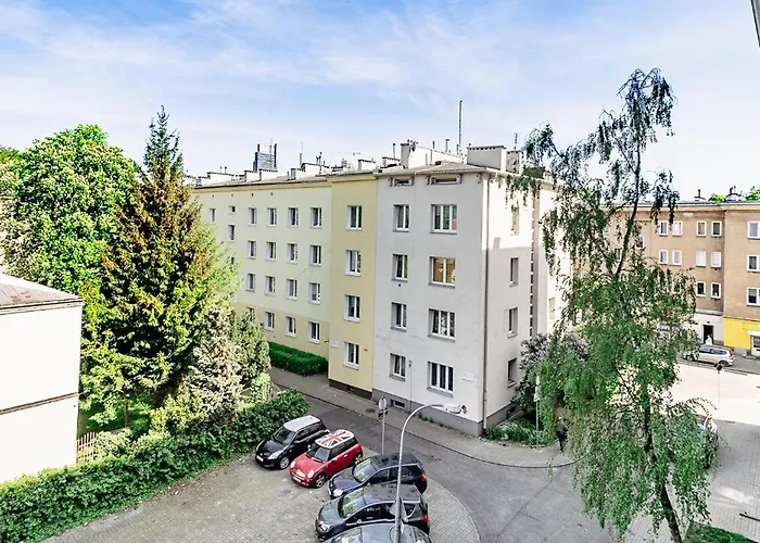 Apartment Inside Wola & Business