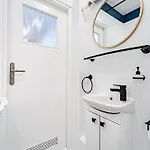 Inside Wola & Business ורשה