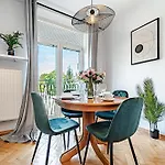 דירה Inside Wola & Business